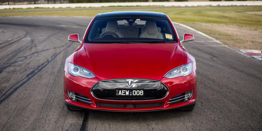  Tesla Model S P85D 2014 года  (AU) (фото 14 из 19)